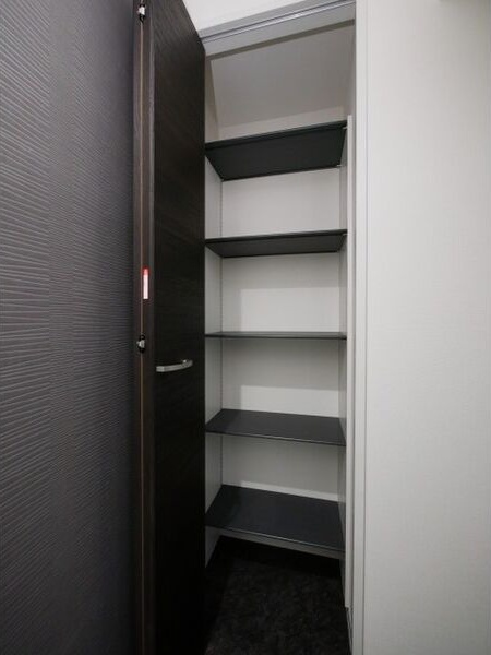 その他　大き目のシューズボックス付きです！