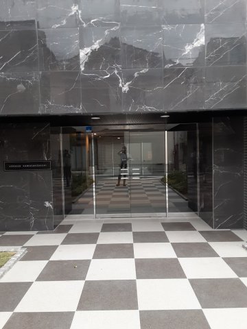 エントランス　エントランス