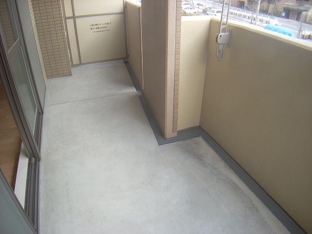 バルコニー　※別号室の写真です