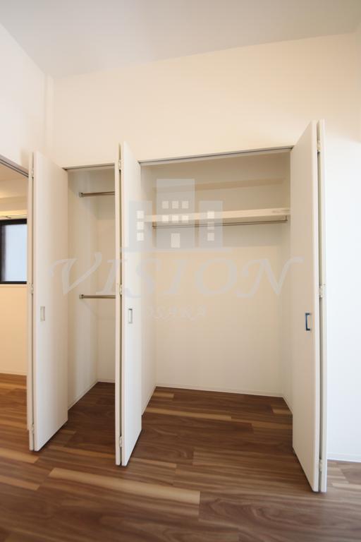 収納　写真は別タイプの間取りです。