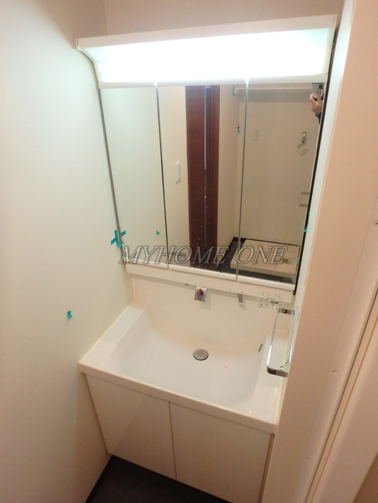 洗面設備　独立洗面台