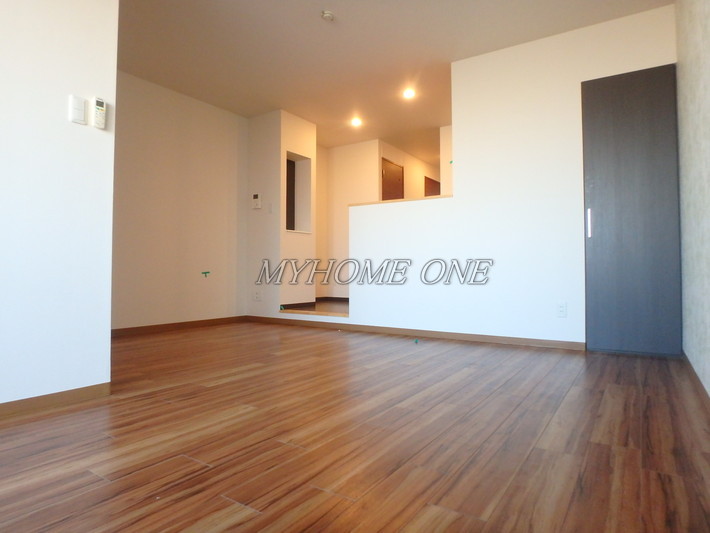 居室・リビング　リビング