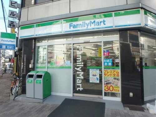コンビニ　ファミリーマート　立売堀１丁目店（コンビニ）まで114m