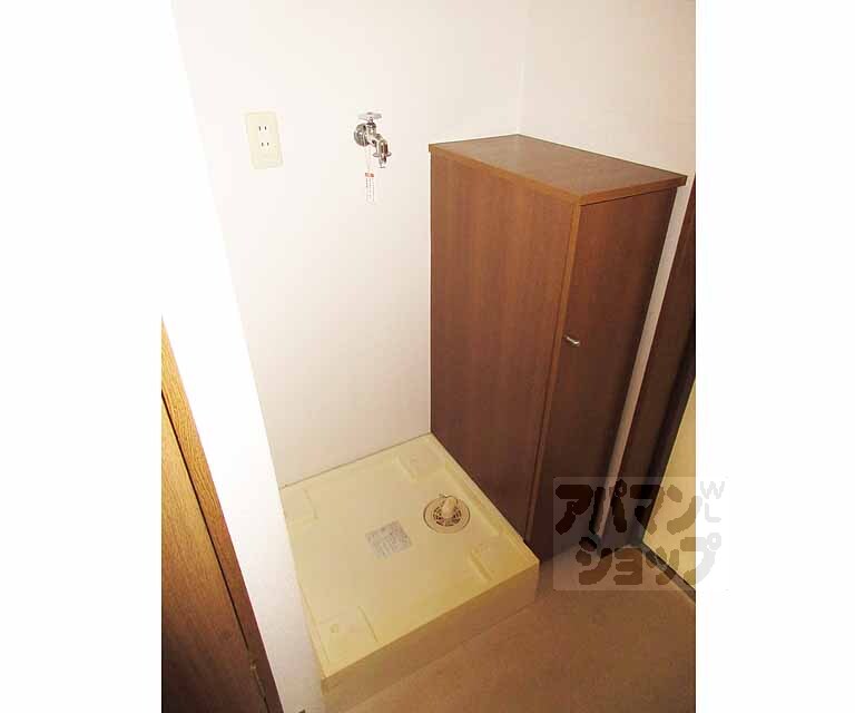 その他設備　洗濯機置き場あります。