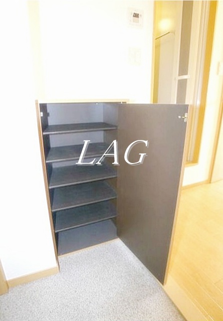 玄関　玄関です。