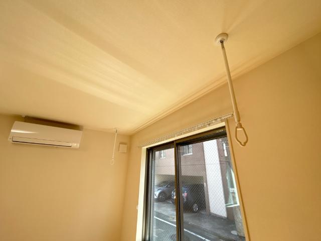 その他設備　室内物干し