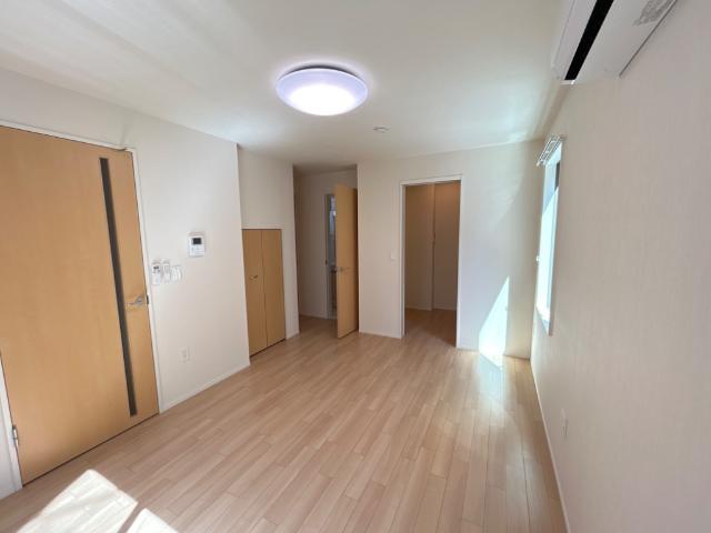 居室・リビング　洋室