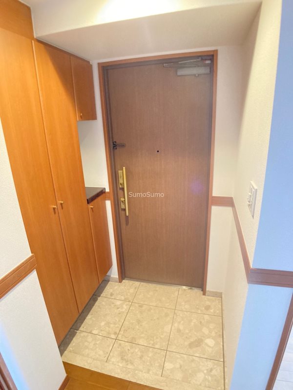 玄関　ゆったりとした玄関です