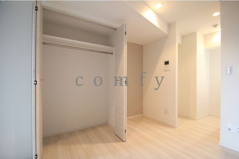 収納　幅があり収納力のあるクローゼット