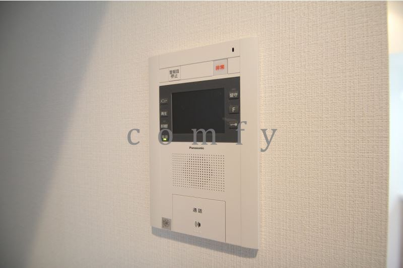 セキュリティ　安心のモニター付きインターホン