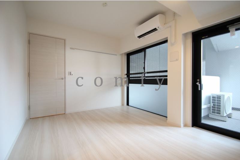 居室・リビング　別角度・居室