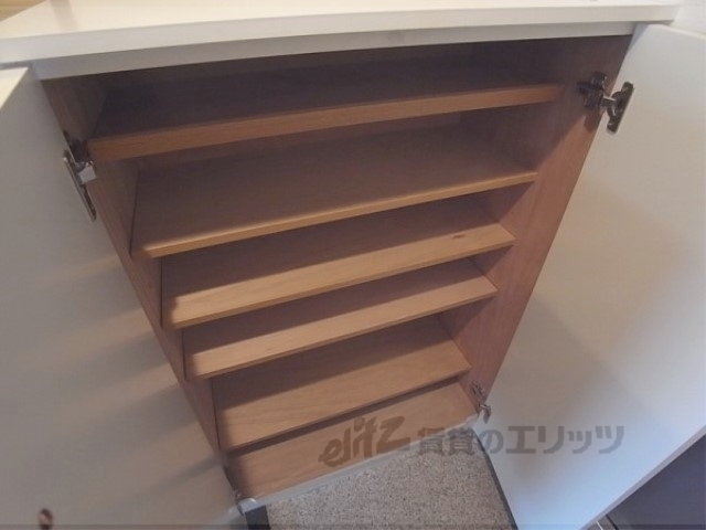 収納　下駄箱