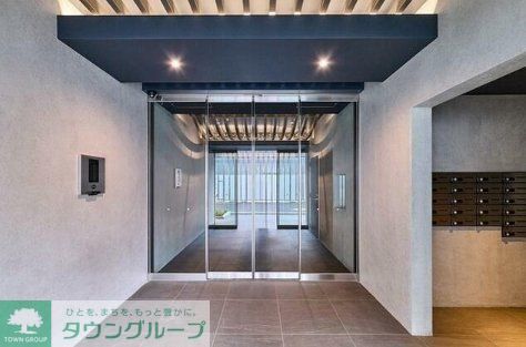 エントランス　エントランス