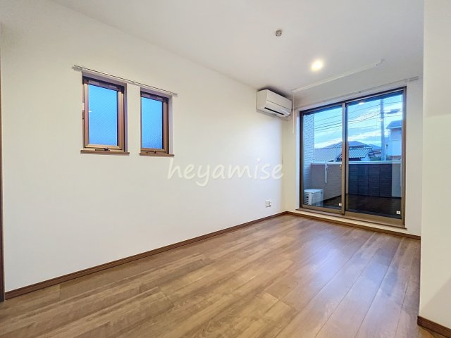 居室・リビング　※写真は同系モデル