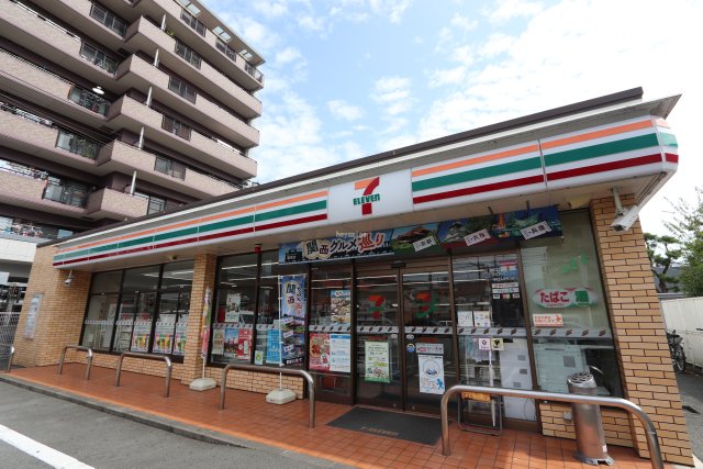 コンビニ　セブン－イレブン　熊本坪井３丁目店（コンビニ）まで294m