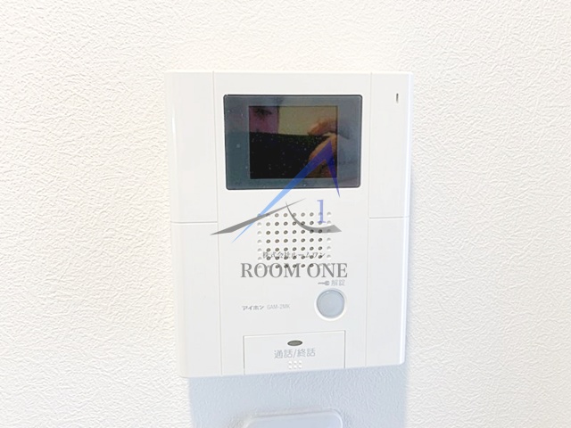 セキュリティ　モニター付きインターホンです。