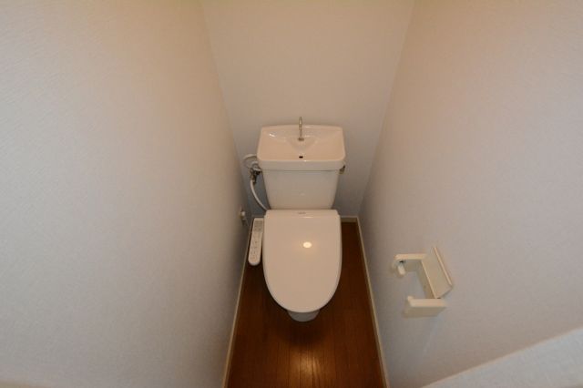 トイレ　バストイレセパレートタイプでオススメ♪