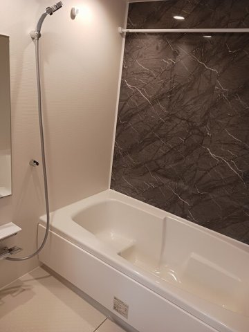 バス・シャワールーム　日々の暮らしに欠かせないお風呂です