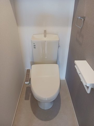 トイレ　落ち着いたトイレです