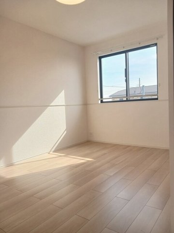 その他部屋・スペース　明るい色調の室内です