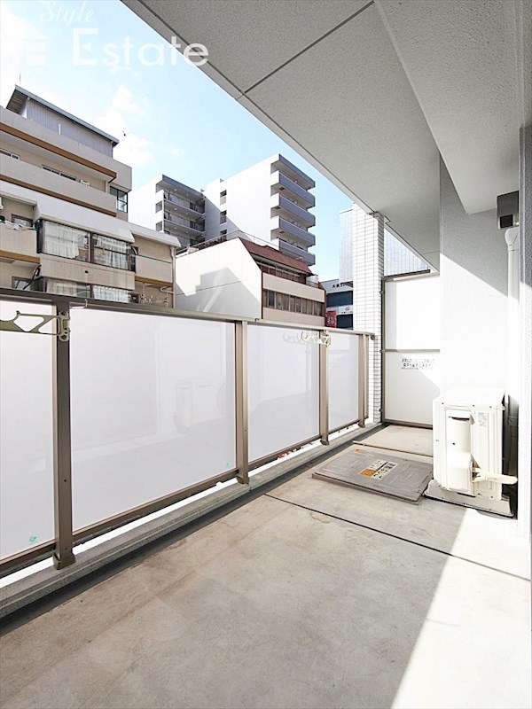 バルコニー　バルコニー