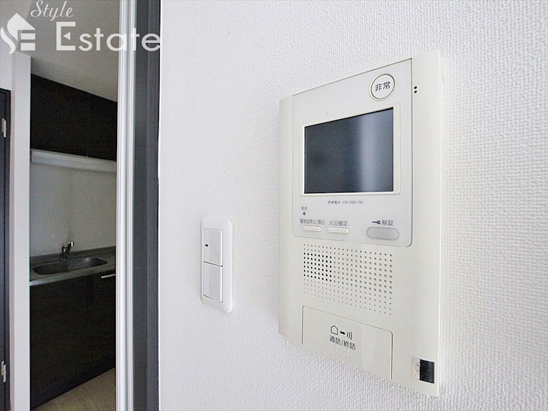 セキュリティ　モニター付きインターホン