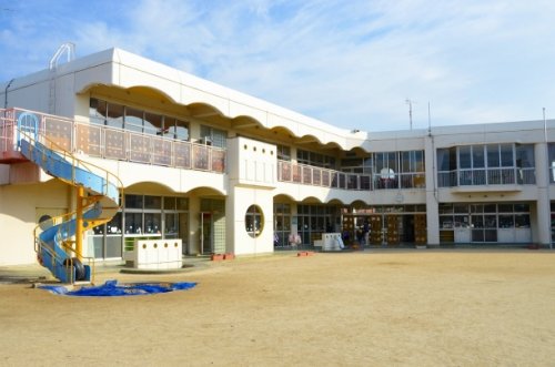 幼稚園・保育園　本町保育園（幼稚園・保育園）まで780m