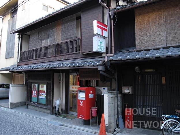 郵便局　京都北野郵便局（郵便局）まで569m