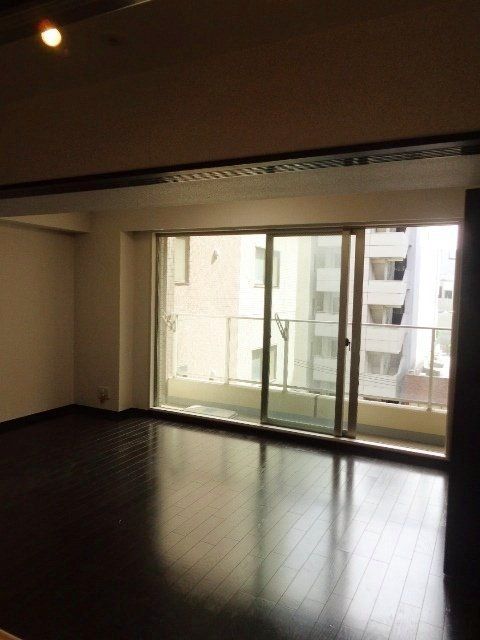 居室・リビング　きれいな洋室