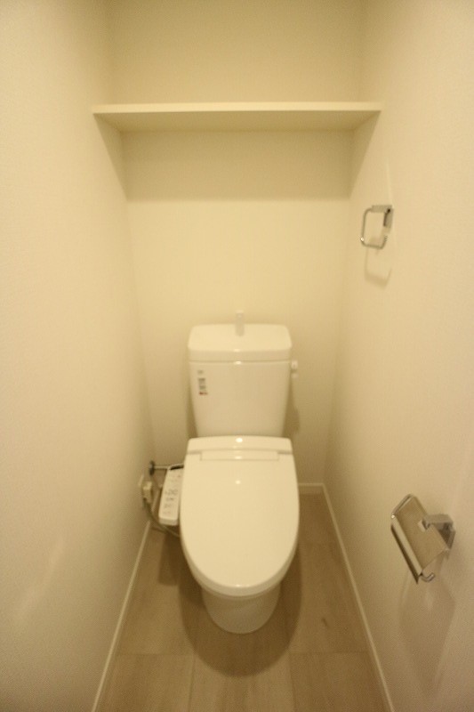 トイレ　別号室参考写真