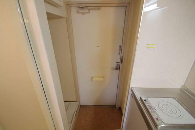 玄関　★玄関スペースに洗濯機置き場★
