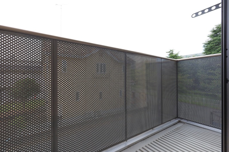 バルコニー　図面と現状に相違がある場合には現状を優先