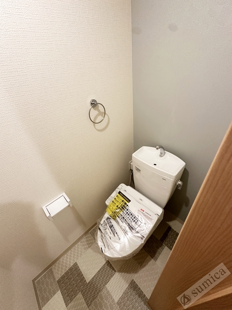 トイレ　温水洗浄便座付き♪♪