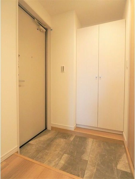 玄関　参考写真