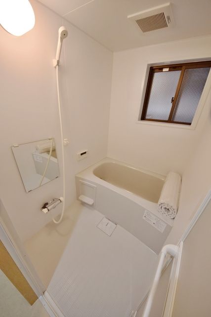 バス・シャワールーム　★お問合せはタウンハウジングまで★