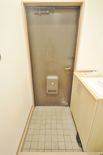 玄関　★お問合せはタウンハウジングまで★