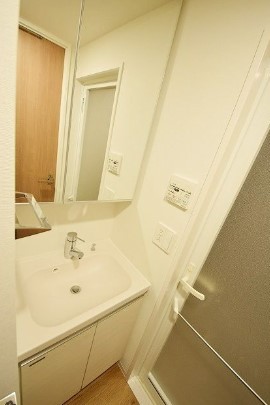 洗面設備　※別部屋参考写真