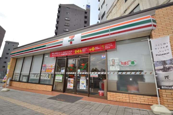 コンビニ　セブン－イレブン広島的場２丁目店（コンビニ）まで587m