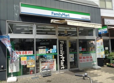 コンビニ　ファミリーマート 京成谷津駅前店（コンビニ）まで635m