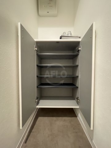 収納　ファステート難波SOUTHベック　シューズBOX