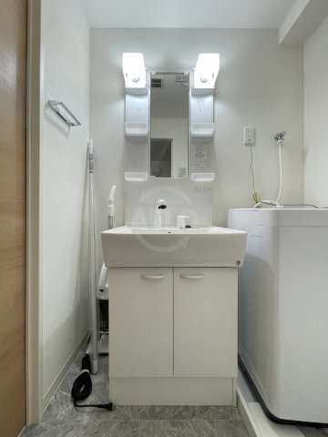 洗面設備　ファステート難波SOUTHベック　独立洗面台