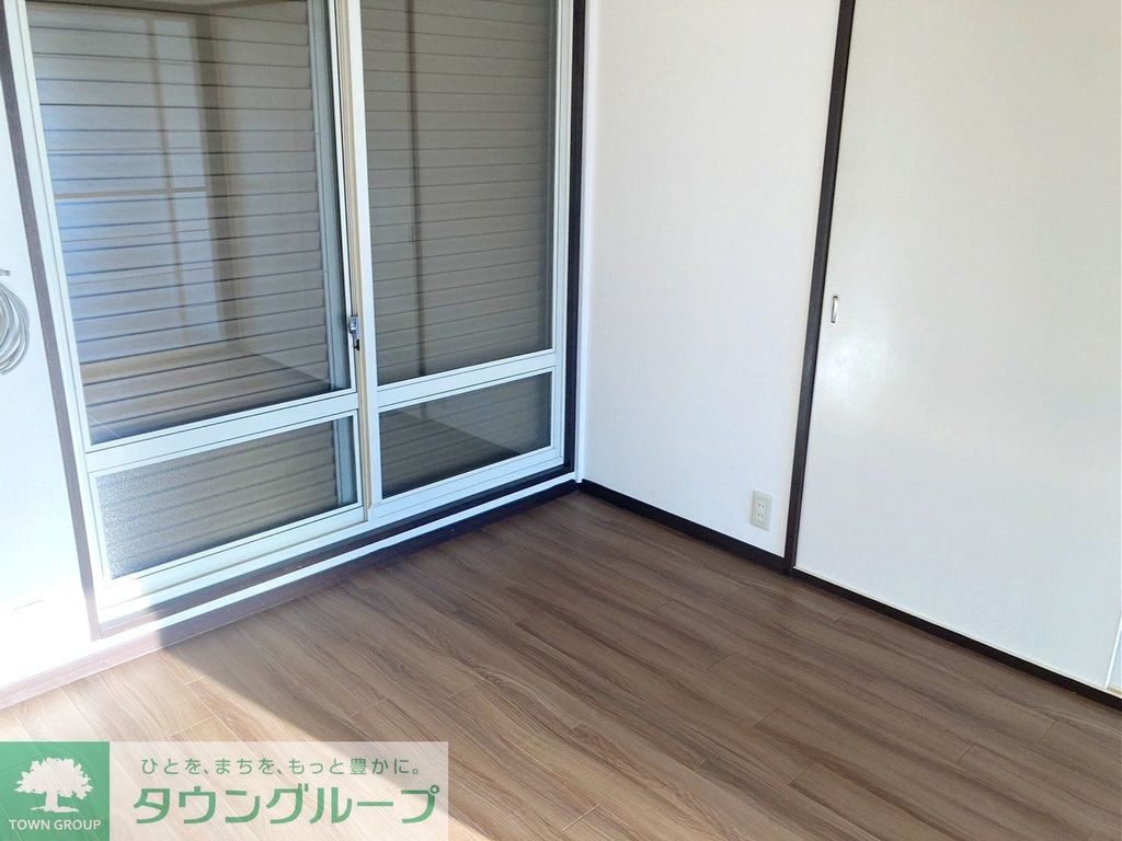 居室・リビング　庭