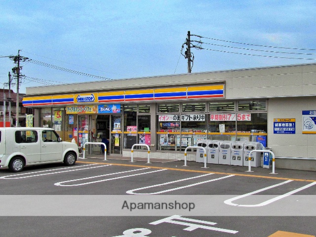 コンビニ　ミニストップ大垣羽衣町店（コンビニ）まで883m
