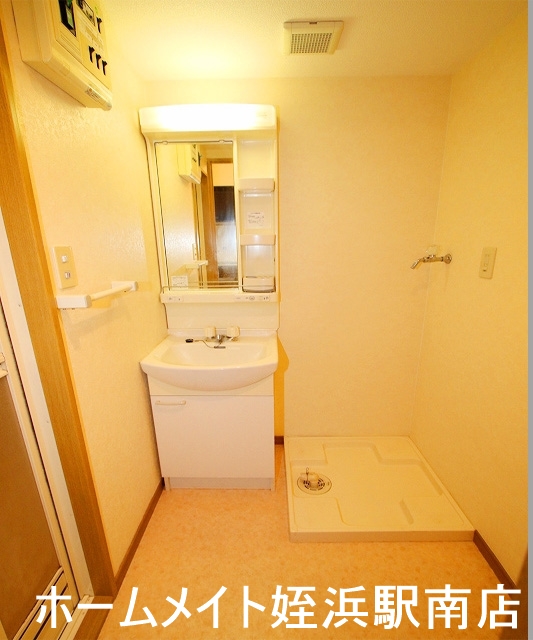 洗面設備　★洗面脱衣所もしっかりあります★参考写真