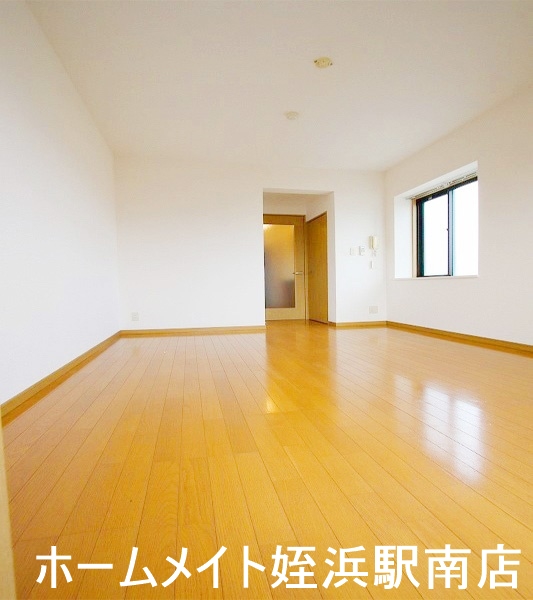 居室・リビング　★広々8.1帖の洋室♪★参考写真