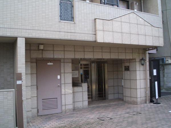 エントランス　毎日通るエントランスはこのようになっています