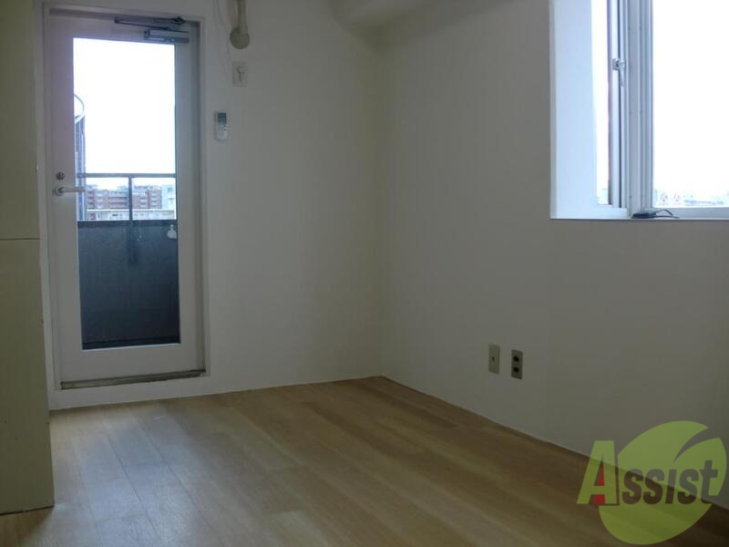 その他部屋・スペース　床が明るい色で綺麗です！