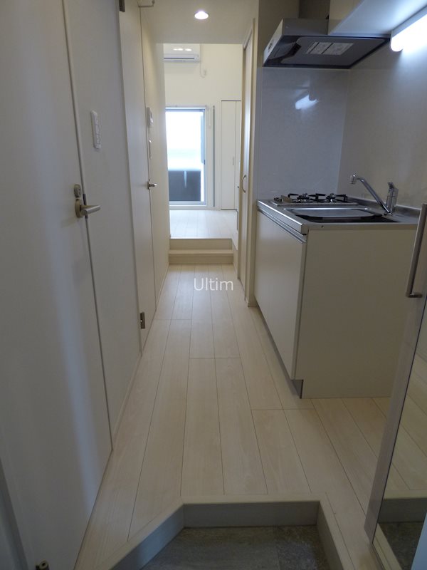 玄関　全て違うお部屋（間取り：同じor反転）の写真です