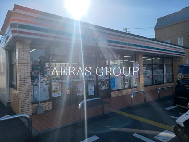 コンビニ　セブン-イレブン 草加新田店（コンビニ）まで201m