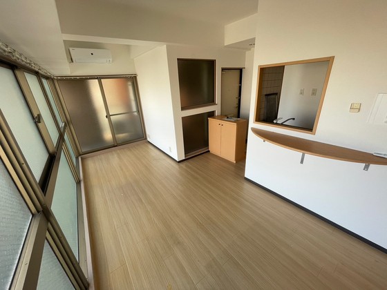 居室・リビング　※別部屋の写真です